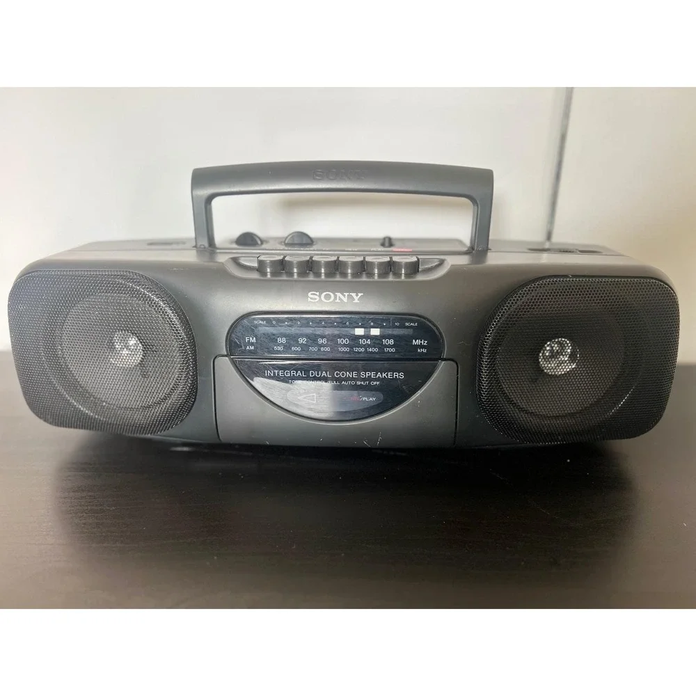 Sony CFS-B11 Boombox Black Radio Cassette AM FM Vintage Portable Audio-Read
